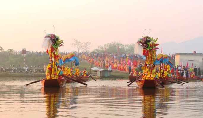 Lễ hội Hoa Lư 2023 góp phần thu hút đông đảo du khách đến trải nghiệm du lịch Ninh Bình